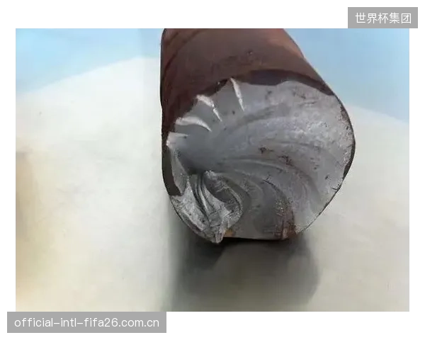 M40J球拍断裂，责任在谁？品牌方如何界定是树脂固化不足导致的韧性缺陷，还是消费者的暴力使用？